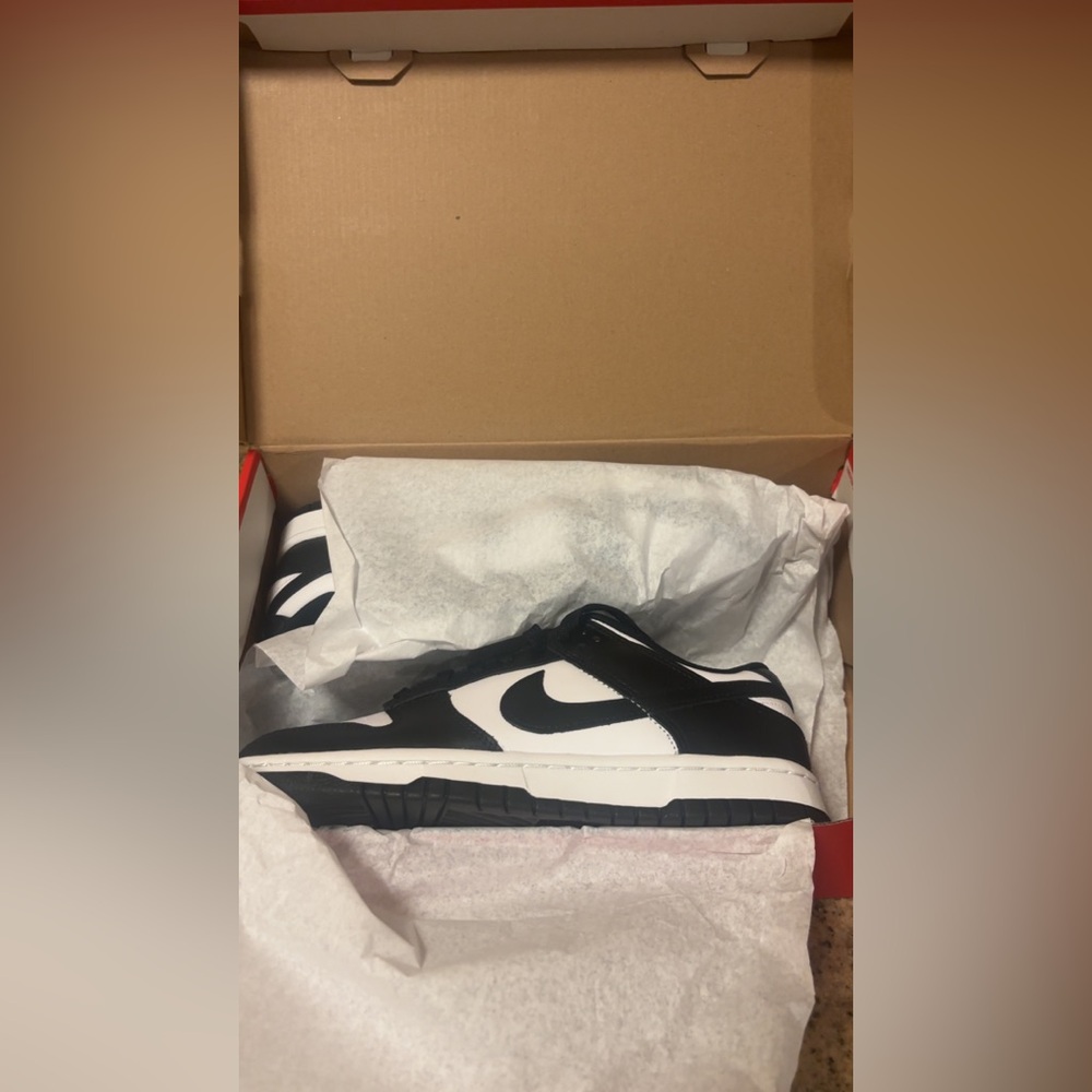 Nike panda dunk low